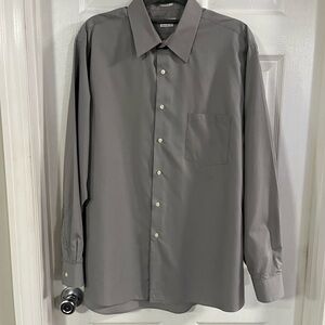 Van Heusen Classic Gray Dress Shirt